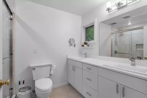 4 Benjamin Pl #4, Chestnut Hill, MA 02467 photo 17