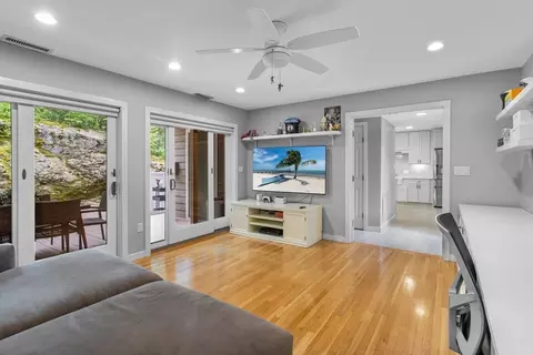 4 Benjamin Pl #4, Chestnut Hill, MA 02467 photo 11