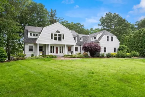 9 Twig Rush Ln, West Newbury, MA 01985