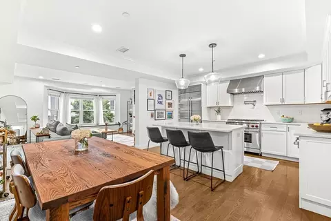 280 W 5th St #101, Boston, MA 02127