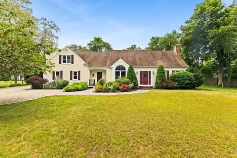 12 Phoebes Close, Orleans, MA 02653