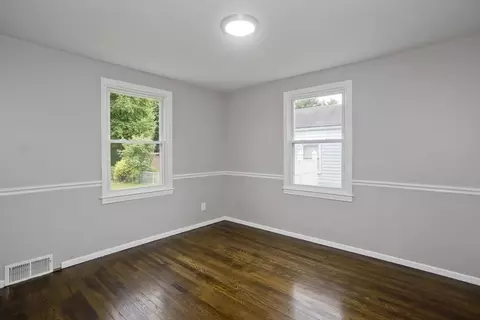 3 Graham Dr, Chicopee, MA 01013 photo 21