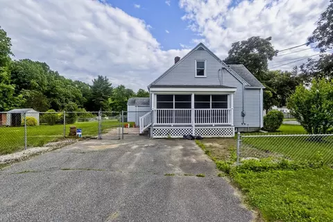 3 Graham Dr, Chicopee, MA 01013 photo 5