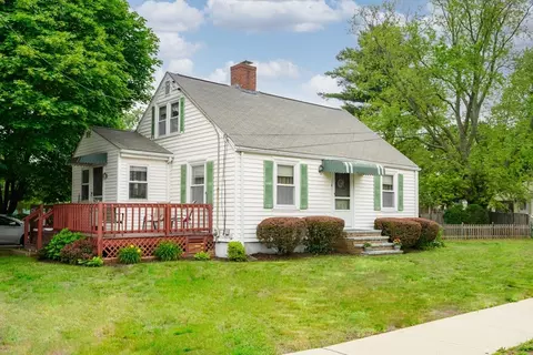 41 Hyde St, Quincy, MA 02169