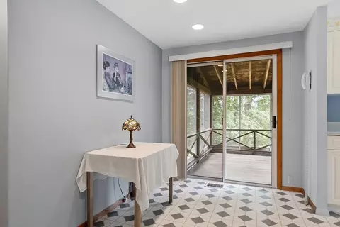 471 Lowell St, Reading, MA 01867 photo 7