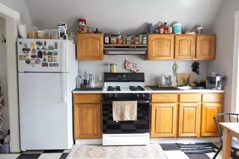 Kitchen - 50 Gledhill Ave, Everett, MA 02149 photo 3 of 4
