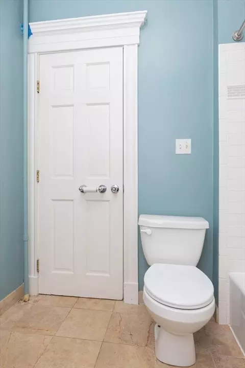 Bath - 50 Gledhill Ave, Everett, MA 02149 photo 4 of 5