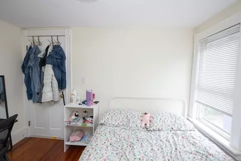 Bedroom - 50 Gledhill Ave, Everett, MA 02149 photo 4 of 6
