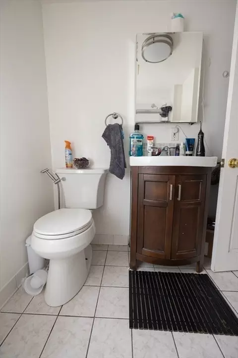 Bath - 50 Gledhill Ave, Everett, MA 02149 photo 5 of 5