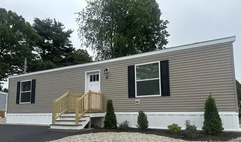 1346 Newport Ave #D-11, Attleboro, MA 02703