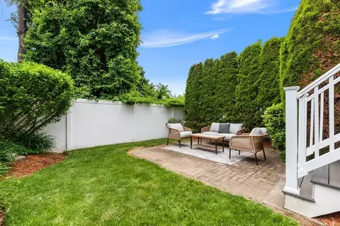Exterior - 32 Pearl St #32, Everett, MA 02149 photo 2 of 7