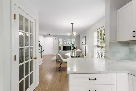 Entry Way - 32 Pearl St #32, Everett, MA 02149 photo 1 of 3