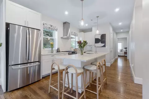 1650 Columbia Rd #2, Boston, MA 02127