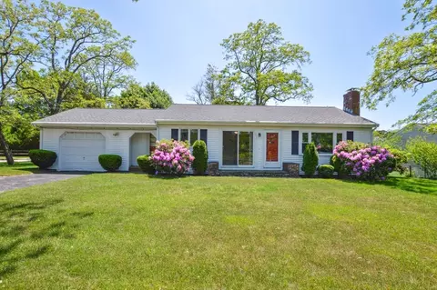 873 E Falmouth Hwy, Falmouth, MA 02536