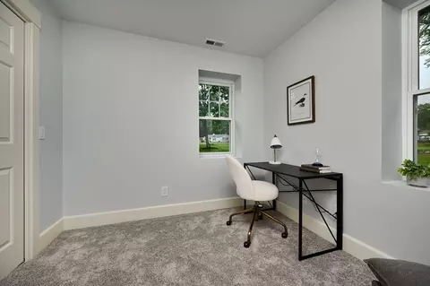 116 Holyoke St, Easthampton, MA 01027 photo 14