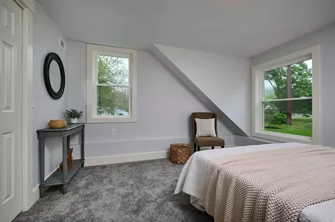 116 Holyoke St, Easthampton, MA 01027 photo 24
