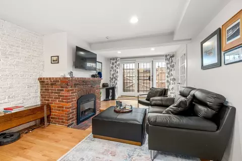 69 Saint Botolph #1, Boston, MA 02116