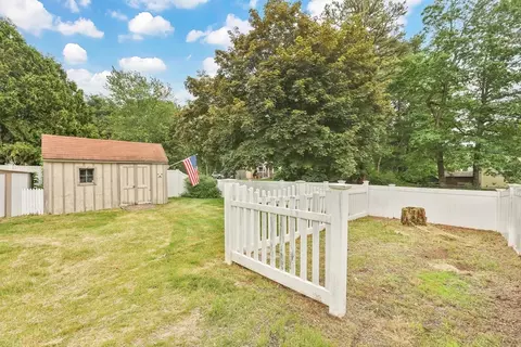 49 Bamforth Rd, Springfield, MA 01128 photo 8