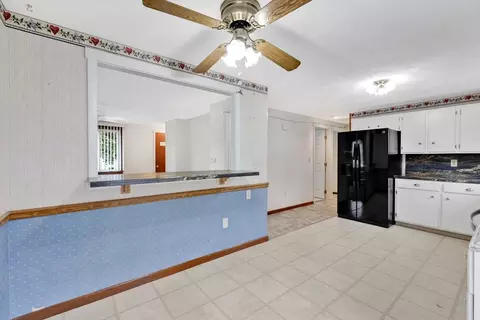 49 Bamforth Rd, Springfield, MA 01128 photo 18