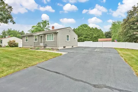 49 Bamforth Rd, Springfield, MA 01128 photo 6