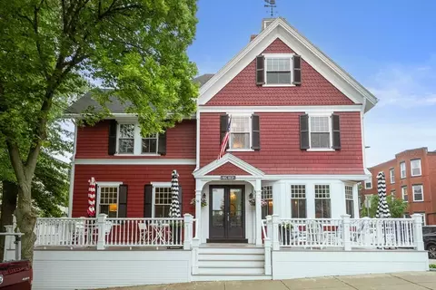 56 N St, Boston, MA 02127
