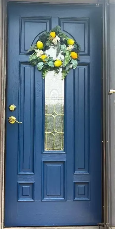 Entry Way - 1472 Pleasant St, Athol, MA 01331 photo 3 of 4
