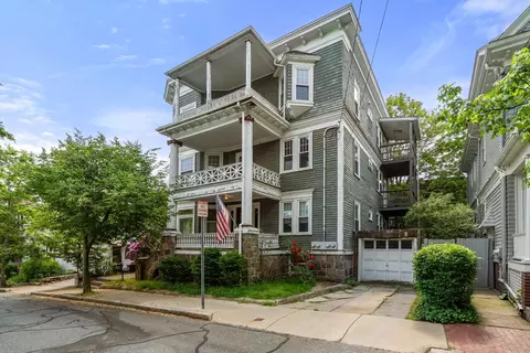 12 Merrill St, Cambridge, MA 02139