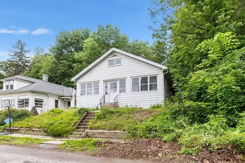 214 Lincoln St, Fitchburg, MA 01420