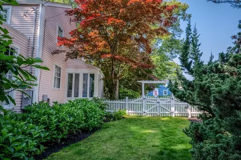 9 Mohawk Rd, Marblehead, MA 01945 photo 36