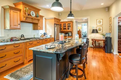9 Mohawk Rd, Marblehead, MA 01945 photo 5