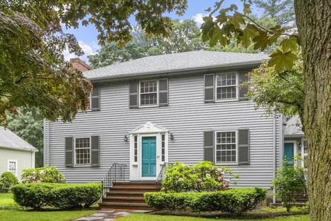 60 Morrison Rd W, Wakefield, MA 01880