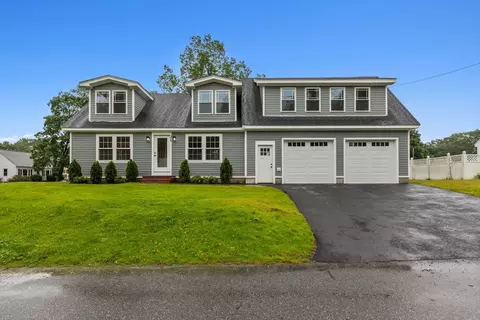21 Rhoda St, Tewksbury, MA 01876