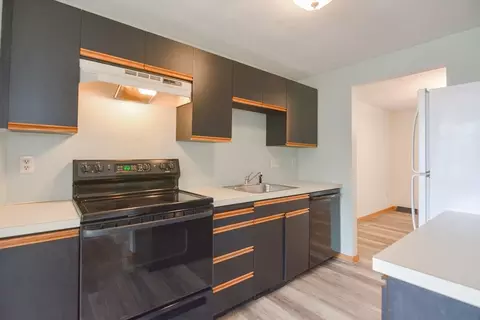 Kitchen - 31 Blithewood Ave #106, Worcester, MA 01604 photo 2 of 5