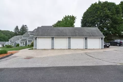 Exterior - 31 Blithewood Ave #106, Worcester, MA 01604 photo 5 of 5