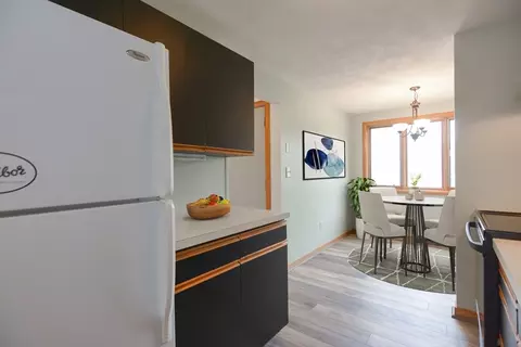 Kitchen - 31 Blithewood Ave #106, Worcester, MA 01604 photo 4 of 5