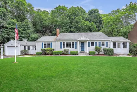 209 Brookside Rd, Needham, MA 02492