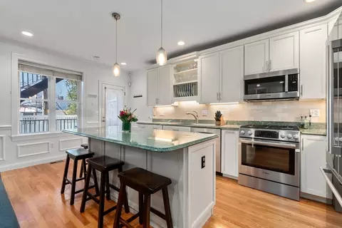 38 Mount Vernon St #1, Charlestown, MA 02129