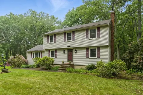 3 Old Topsfield Rd, Boxford, MA 01921