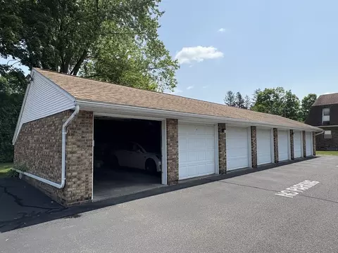 351-355 Main St #G, Easthampton, MA 01027 photo 20