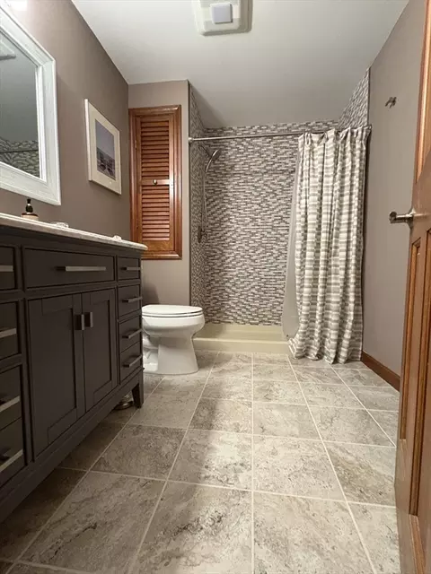 351-355 Main St #G, Easthampton, MA 01027 photo 12