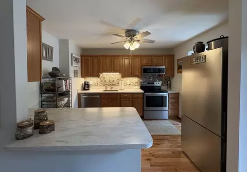 351-355 Main St #G, Easthampton, MA 01027 photo 7