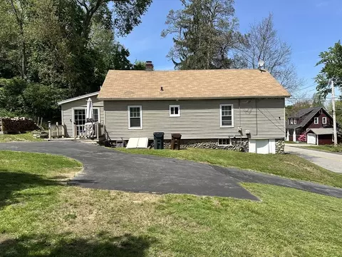 76 Boyce St, Auburn, MA 01501