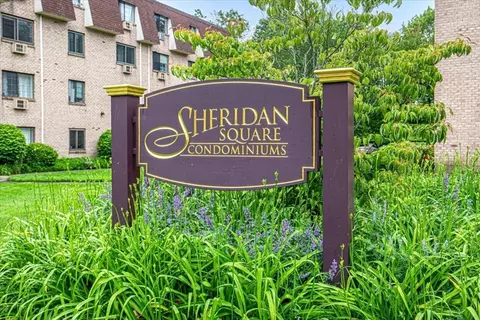 103 Grove St #341, Rockland, MA 02370