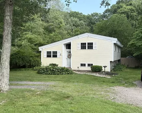 221 East St, Mansfield, MA 02048