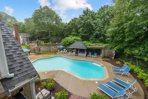 Exterior - 6 Popes Ln, Hingham, MA 02043 photo 4 of 9