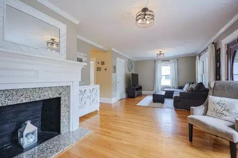 7 Mason St, Walpole, MA 02081 photo 7