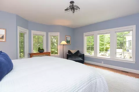 828 South St, Needham, MA 02492 photo 18