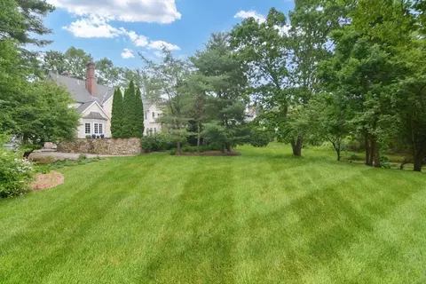 828 South St, Needham, MA 02492 photo 40