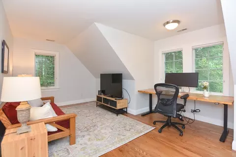 828 South St, Needham, MA 02492 photo 33