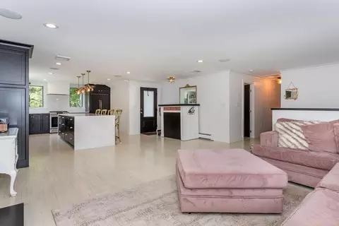 2 Overlook Rd, Canton, MA 02021 photo 5